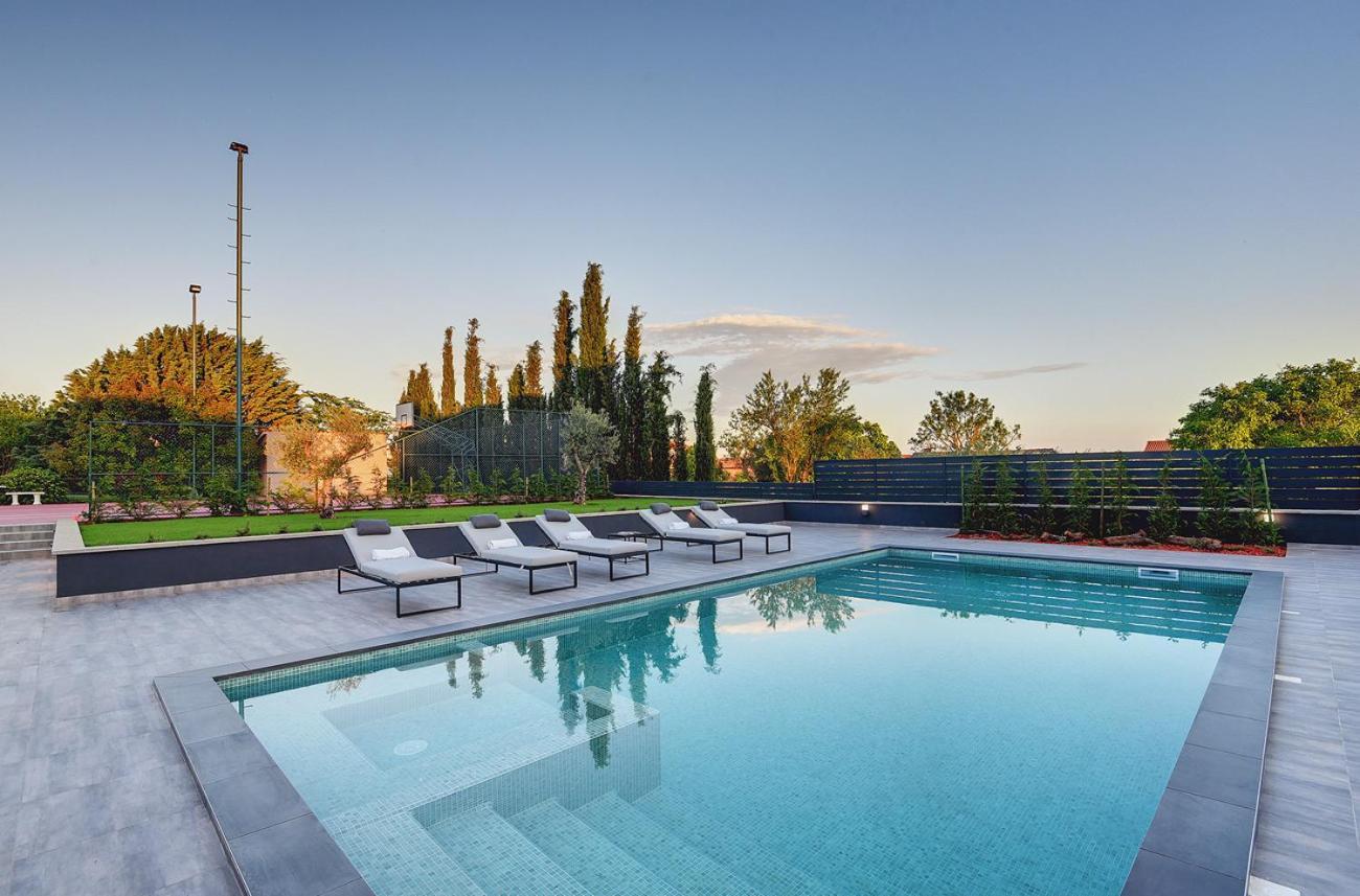 Villa Ula In Pula With Heated Pool And Sauna Dış mekan fotoğraf